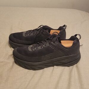 Hoka One Bondi 6